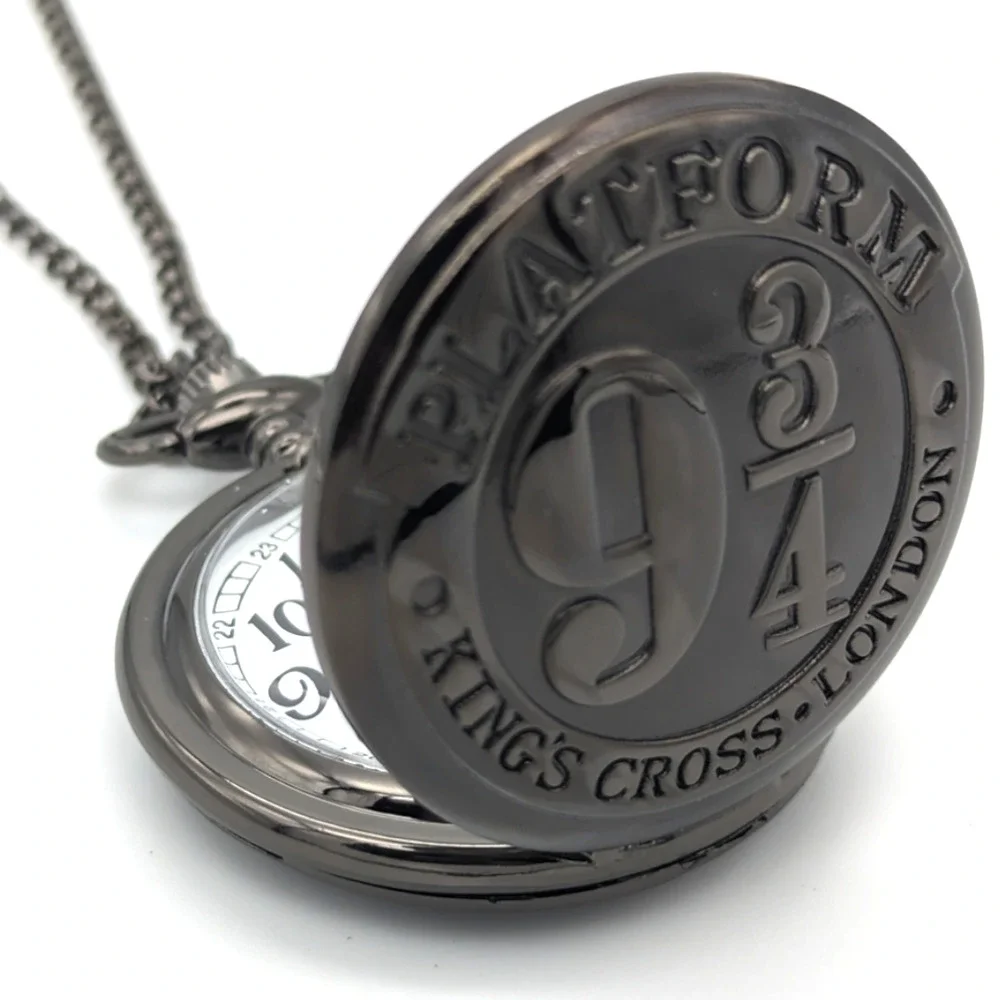Harry Potter Pocket Watch NEW Gift Platform 9¾ King's Cross Hogwarts Express - Picture 6 of 8